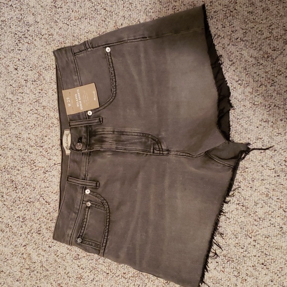 Madewell Pants - Madewell denim shorts
